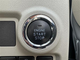 気になる車はすぐにお問い合わせください!画面右側の0066から始まる無料ダイヤルからお問い合わせ下さい!専門スタッフがお車のご質問にお答えいたします!