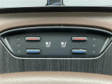 気になる車はすぐにお問い合わせください!画面右側の0066から始まる無料ダイヤルからお問い合わせ下さい!専門スタッフがお車のご質問にお答えいたします!