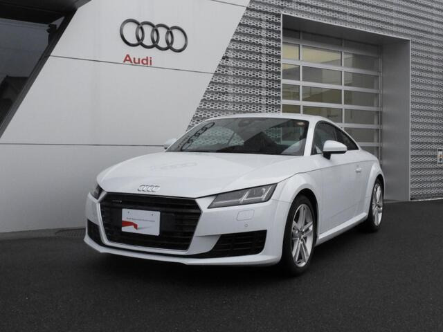 TTクーペ2.0 TFSI クワトロ 4WD