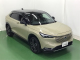 Low-Eガラスが日差しの熱を低減するため、シェードがなくても快適なパノラマルーフ
