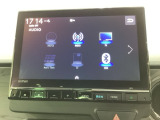 ナビゲーションはフルセグTV、インターナビ対応のGathers純正メモリーナビを搭載しています。Bluetoothオーディオ機能がありますので、スマートフォンなどの音楽も再生できます。
