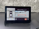 狭い場所での駐車やすれ違いなどでより的確な運転操作に役立つ360°ビューモニターが装備されています