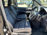 エンジンルームも綺麗に洗浄してから納車致します。普段あまり見ることが無い箇所だからこそ綺麗だと感動しますよね(*´▽`*)