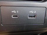 USB充電ソケット。