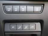 【2Wayドライビングポジションメモリー機能】お二人のシートパターンを記憶することができますので、運転時はボタン一つでシート調節できますね。