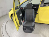 納車前に当店エンジニアがしっかり点検整備。プロの目で厳しくチェックいたします。トヨタディーラーの安心です。