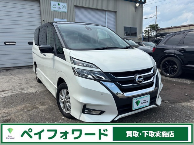セレナ2.0 ハイウェイスター 4WD後席モニター 両側パワスラ全方位モニター