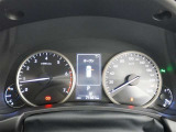 展示車は全てトヨタの車を知り尽くしたエキスパートが基本性能に関わる機能や状態を徹底的にチェックしています。消耗部品の事前交換など法定12ヶ月点検相当の点検・整備を必ず実施しています。