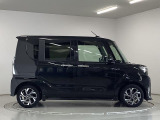 全体的に、丸みを帯びたフォルムになっており、心癒されるおクルマです。女性にも人気の車種になっております!スマートアシスト付きなので、運転の苦手な方も少し安心して運転してもらえるのでは??