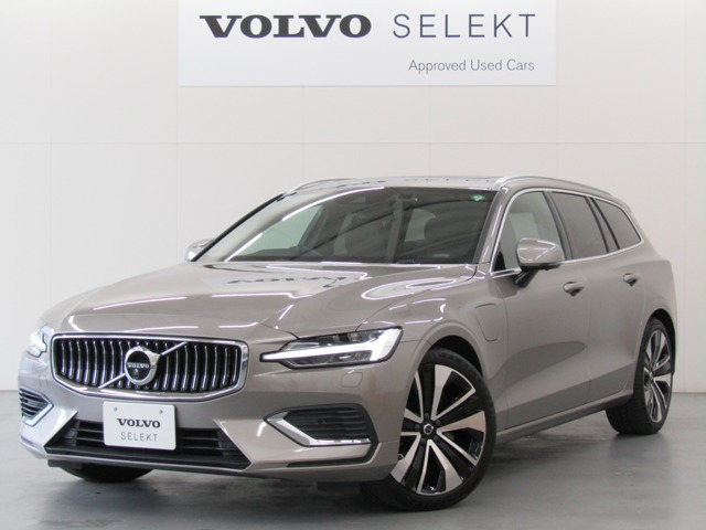 V60リチャージ PHEV T6 AWD インスクリプション 4WD
