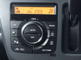 快適なオートエアコン 運転席シートヒーター付です