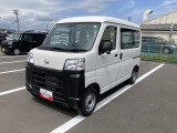 静岡ダイハツの直営店舗同士であれば、お住まいから最寄りの店舗にお車を取り寄せてご商談いただくことも可能です。