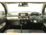 すっきりとした運転席回り☆