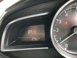 表面に目立ったキズは見受けられません