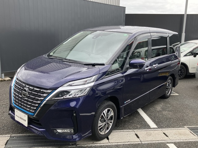 セレナ 1.2 e-POWER ハイウェイスター V 