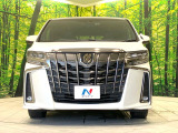 弊社では、全車『修復歴なし』のお車のみ取り扱っております。専任バイヤーによる厳選した仕入れの後、入庫後の車両チェックを行い、ネクステージが認定した高品質な中古車をご提供しております。