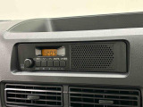 天候・交通情報収集の必需品。AM・FMラジオ付き