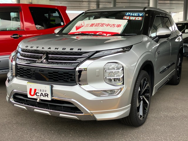 アウトランダー PHEV 2.4 P 4WD 