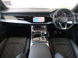 Audi Approved大阪南は正規ディーラーであることはもちろんのこと、保険代理店でもあります。セールススタッフは保険の有資格者ですので保険のご相談もお任せください。