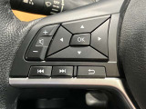 ステアリングスイッチ搭載!ハンドルひとつで手を離さなくても運転中視線をそらさなくても操作が出来て便利です♪