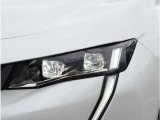 【ヘッドライト】省電力で長寿命の明るく運転しやすいLEDヘッドランプです。明るく照らすので暗い夜道からお客様を守ってくれます。