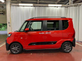 【スマートアシスト搭載車】 衝突回避支援ブレーキ機能(対車両・歩行者)、衝突警報機能(対車両・対歩行者)、誤発信抑制制御機能などの機能で安全な運転をサポートします