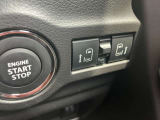 【ワンアクション両側電動スライドドア】両手が塞がっていてもスイッチひとつでスライドドアが自動解錠&自動オープンできます