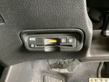 いまや快適なカーライフに欠かせないETCが付いています。