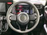 【純正革巻きステアリング】上質な革を使用することで、手にしっかり馴染みとても運転しやすいハンドルです♪