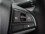 【アダプティブクルーズコントロール】予め設定した車速内でクルマが自動的に加減速。前走車との適切な車間距離を維持しながら追従走行します。