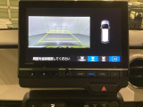 バックでの車庫入れも安心です! リアカメラが付いているバックモニター付のナビを装備しております。バンパーについているソナーや、操作線もついており距離感も画面から確認できます。