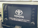 【純正8型ナビ】人気の純正ナビを装備しております。ナビの使いやすさはもちろん、オーディオ機能も充実!キャンプや旅行はもちろん、通勤や買い物など普段のドライブも楽しくなるはず♪