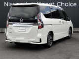 セレナ 2.0 ハイウェイスター V 