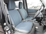 【内装】ミニキャブバン ブラボーの車内です♪もちろん、フロアマットもついてますよ〜!