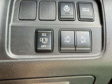 両側電動スライドドアです!運転席から開閉の操作が可能です♪