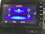 ナビゲーションはフルセグTV、インターナビ対応のGathers純正メモリーナビを搭載しています。Bluetoothオーディオ機能がありますので、スマートフォンなどの音楽も再生できます。