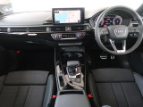 Audi Approved大阪南は正規ディーラーであることはもちろんのこと、保険代理店でもあります。セールススタッフは保険の有資格者ですので保険のご相談もお任せください。