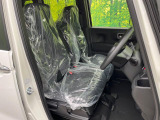 もちろん車内はキレイです♪よりクリーンな状態をキープしたいお客様には『ナノゾーンコート』がおすすめ!新型コロナウイルス対策や、除菌・消臭に効果を発揮し多くの方にご好評いただいております。