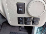 運転席スイッチ類 安全装置も搭載してます。