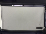 【ロールサンシェード】後席の紫外線軽減!まぶしさも抑えられます!