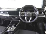 Audiのインテリアはエクステリア同様、優れたデザイン性とクオリティ、そして機能性を兼ね備えております。