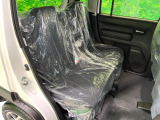 高品質なオリジナルフロアマットもオプションにてご用意しております。お好きなデザインやカラーをお車に合わせて選んでいただくことができます♪
