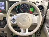 【ステアリングスイッチ】運転中、前方から目線をそらすことなく、オーディオ等の操作が可能な便利機能!安心&快適なドライブを演出してくれます♪