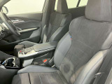 【展示場について】九州エリア最大級の展示場常時30台以上のBMWを展示しております。入庫する予定車両やNET掲載が間に合っていない車両も御座いますので是非一度お問い合わせ下さい。0078-6002-772723
