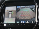お車選びをお楽しみ頂けるよう、在庫車の展示スペースを十分に確保しております。