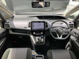 セレナ 1.2 e-POWER ハイウェイスター V 