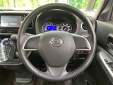 【純正革巻きステアリング】上質な革を使用することで、手にしっかり馴染みとても運転しやすいハンドルです♪