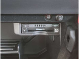 ETC車載器付きです。高速道路の料金所もスムーズに通過できます。