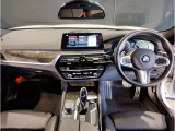 アウトバーンでの走行を見据えたBMWのブレーキシステムはもしもの時にもいち早くマシンを停止してくれます。