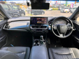 クラウン ハイブリッド 2.5 RS アドバンス 本革シート サンルーフ